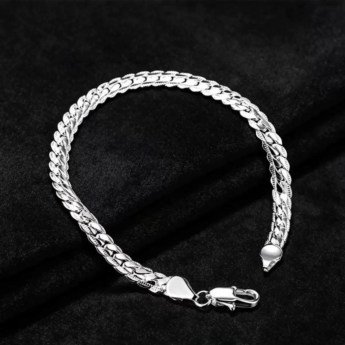 Lobster Clasp Silver - 925スターリングシルバー製ブレスレット。幅5mm、長さ18/19/20cm。平型チェーン、ロブスタークラスプ付き。女性・男性向け。結婚式や婚約のお祝いに最適なジュエリー。